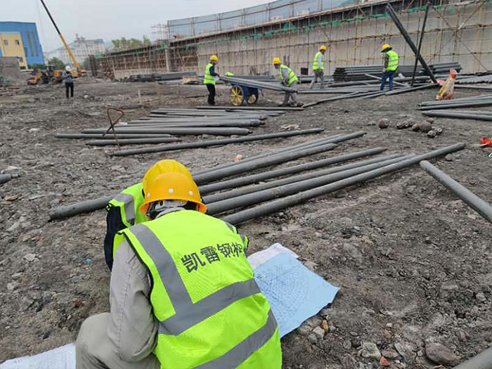 敦化螺栓球网架结构